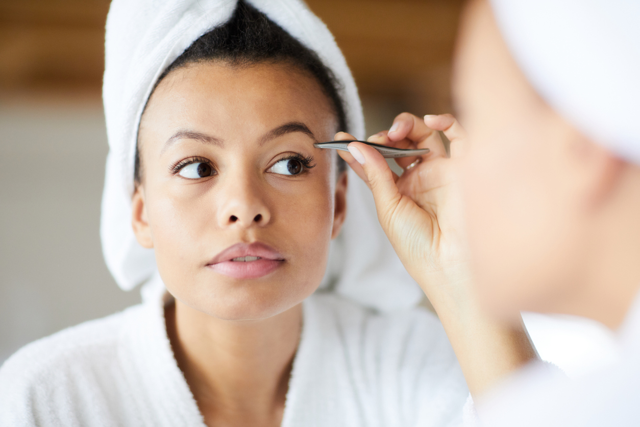 Gesichtspflege Perfekte Augenbrauen Durch Richtiges Zupfen Gesundheitstrends