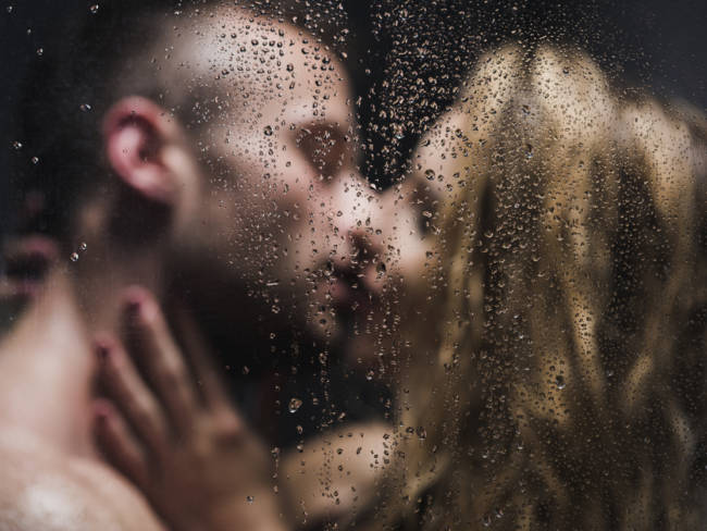 Wer vor dem Geschlechtsverkehr duschen geht, könnte die Chance auf besondere Orgasmen verspielen.